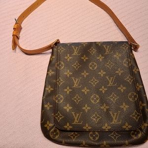 Louis Vuitton Musette Salsa